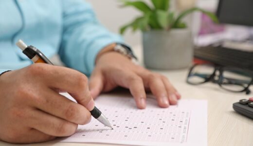 社会人が資格試験の勉強をやる意味は、勉強の進めやすさにある